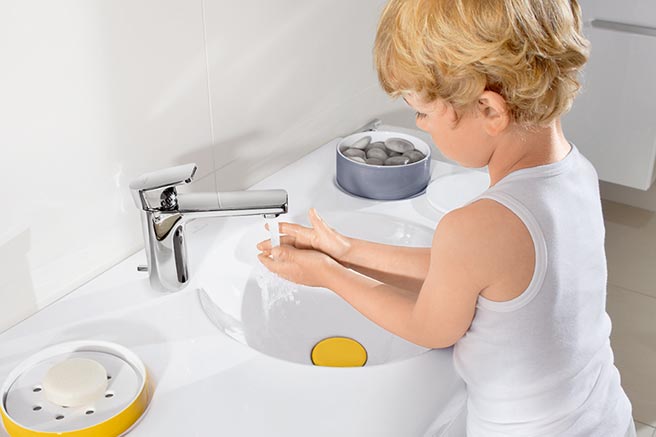 Villeroy & Boch Joyce 面盆，以圆弧设计带来童趣，活动期间加赠同系列皂盘，1万1000元。（楠弘厨卫提供）