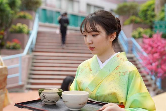 东吴大学独家引进JPT 全球首例在家考日检。(东吴大学提供／李侑珊台北传真)