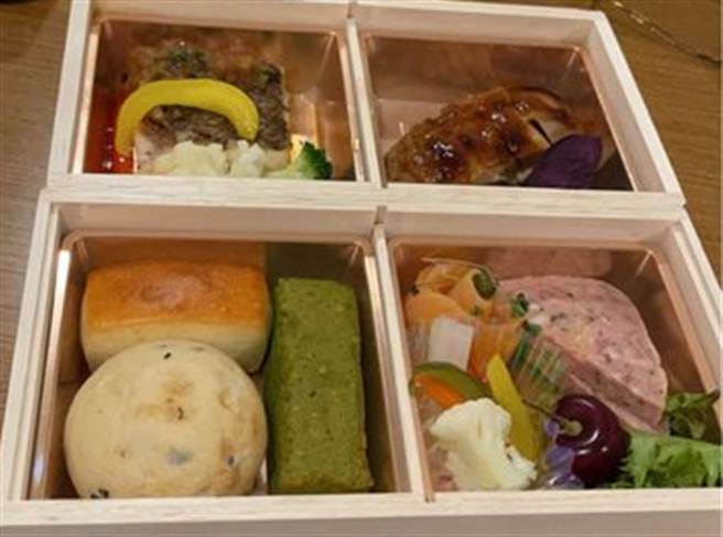 台湾选手赴东奥备战，便当菜色引发讨论。（图／摘自「羽球王子」王子维IG）