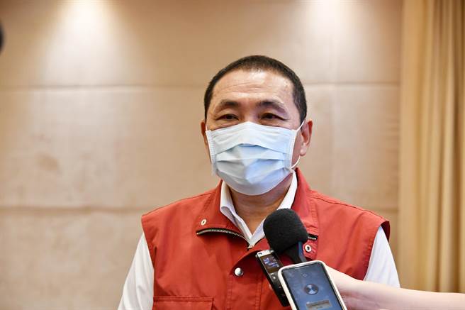 郑文灿、黄伟哲愿打高端　侯友宜：这是科学不是政治。（新北市府提供）