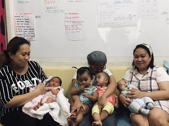 桃园市群眾服务协会发起「怀孕移工妈妈援助计划」，希望购买营养品外也希望聘请专责人员协助照护这些孕妇及儿少。（桃园市群眾服务协会提供／林良齐台北传真）