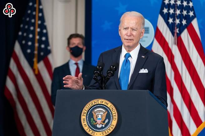 台灣已實際成為美國人拿來和中國大陸討價還價的標的物，美國不斷地煽動反中，不斷地軍售台灣，其實只是墊高台灣的價碼，讓美國和中國大陸談判未來如何處置台灣時，美國多一些討價還價的本錢。（摘自美國白宮官方臉書）