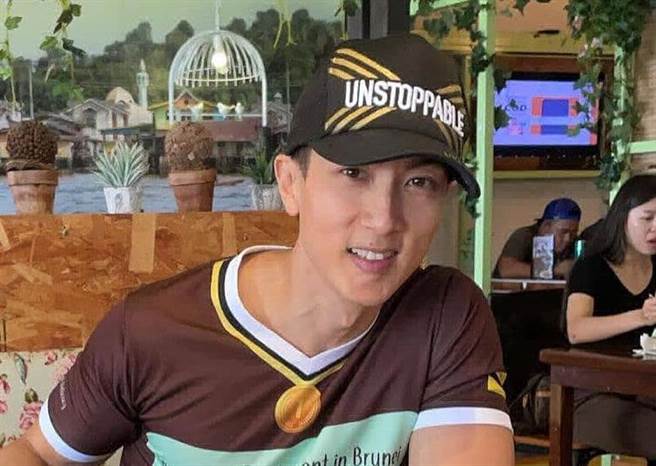 吴尊在汶莱经营健身事业，相当有生意头脑。(图/脸书)