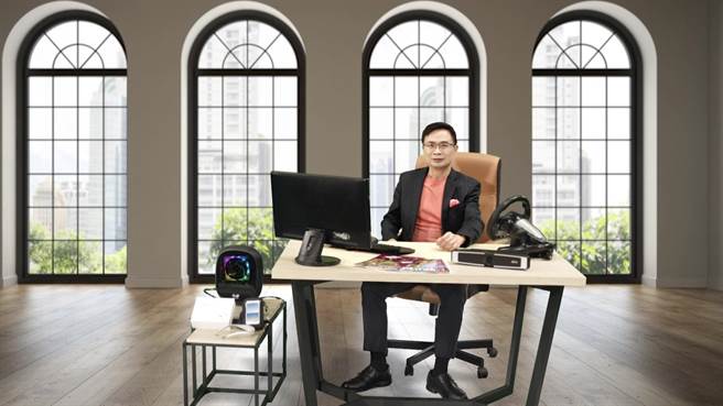 面对逐步解封在即，受疫情打击最大的会展业重见曙光，外贸协会董事长黄志芳形容心情是「大旱之望云霓」，已考察MWC世界行动通讯大会实体展经验，为下半年国内实体展復办做准备。（外贸协会提供）