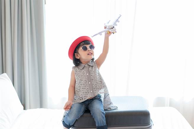 调查指出，高达73％的民眾期待重拾不论何种型态的旅行。（示意图/shutterstock）