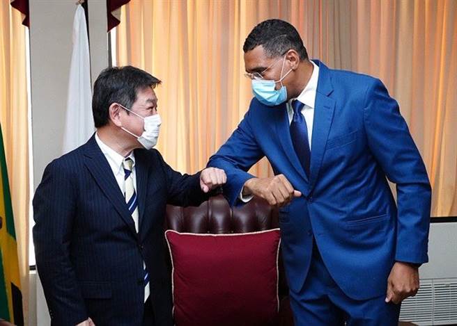 日媒指出，茂木敏充先前访问台湾邦交国较多的中美洲，意在牵制大陆。（图／摘自茂木敏充推特）