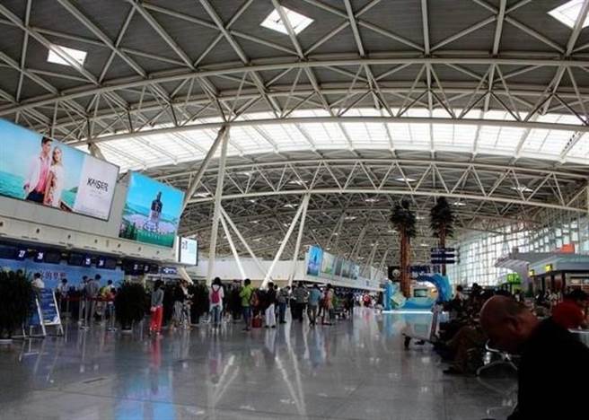 山东近日发现首例境外输入Delta病毒感染者，由韩国入境。(摘自东网)