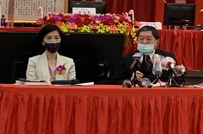 遠傳董事長徐旭東(圖右)、總經理井琪(圖左)。(圖/王逸芯攝)