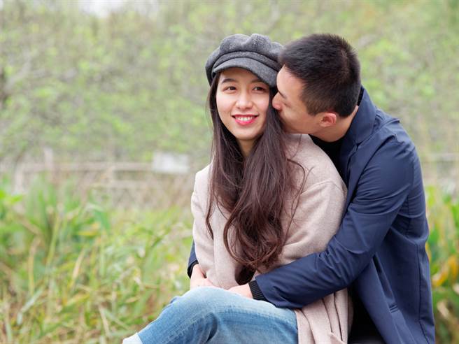 双鱼座、双子座、天秤座的女人天生好命，受到大家的宠爱，婚后能过着幸福的日子。（示意图／shutterstock）