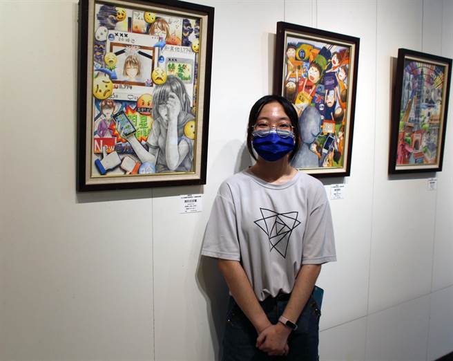 梁苓梅《无形的攻击》描述感概明星因为网路霸凌而不惜结束自己生命而惋惜。（台中港区艺术中心提供／陈淑娥台中传真）