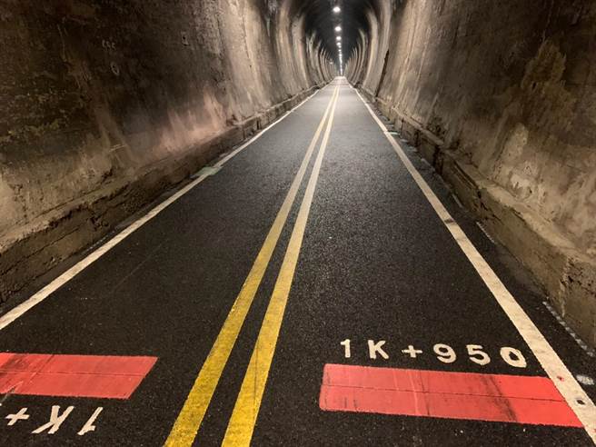 后丰铁马道9号隧道利用疫情三级警戒封闭期间「去角质」，恢復砖墙原貌。（台中市观旅局提供／王文吉台中传真）