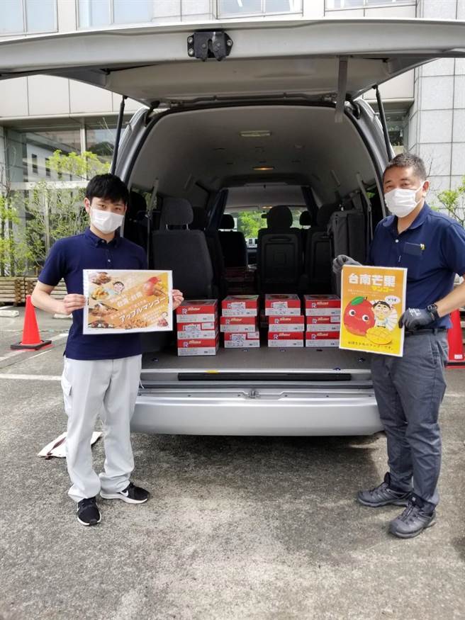 日本群马县订购台南芒果。（台南市政府提供／曹婷婷台南传真）