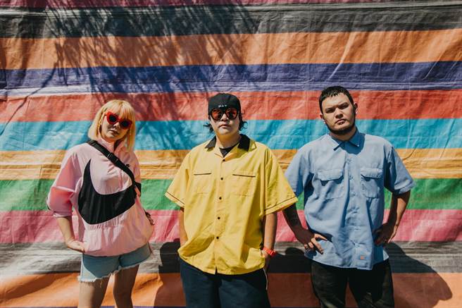 怕胖团将于下个月和「the telephones」举办线上演唱会。（歪的音乐提供）