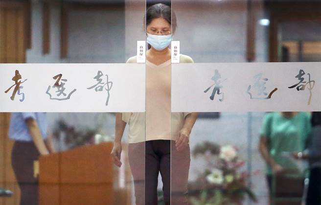 专技护理人员二次考试31日登场，仅孕妇、行动不便者可申请陪考。（报系资料照）