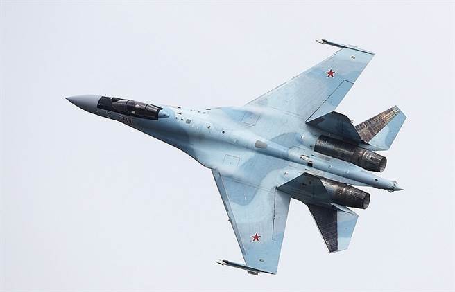 俄國Su-35戰機。(圖/蘇霍伊)