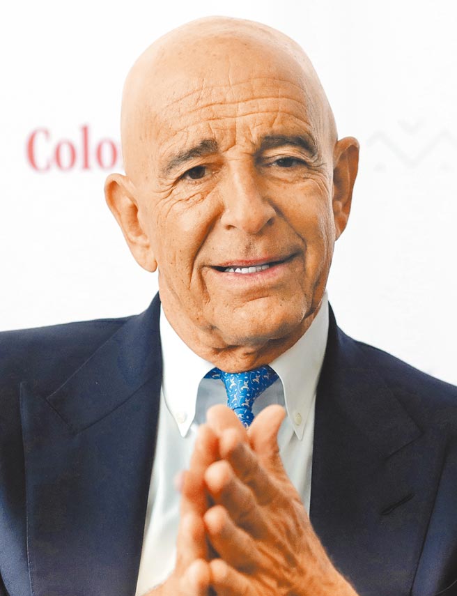 与川普关系密切的富豪巴瑞克因涉嫌非法代表阿拉伯联合大公国政府向川普政府游说，20日在加州洛杉矶遭到逮捕，并被控犯了7项联邦罪。（路透）