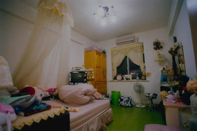 胡永强将被害人带回住处性侵。