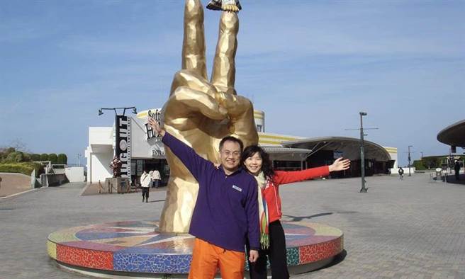 蔺奕》爱情里迷航的女孩。（爱传媒提供）