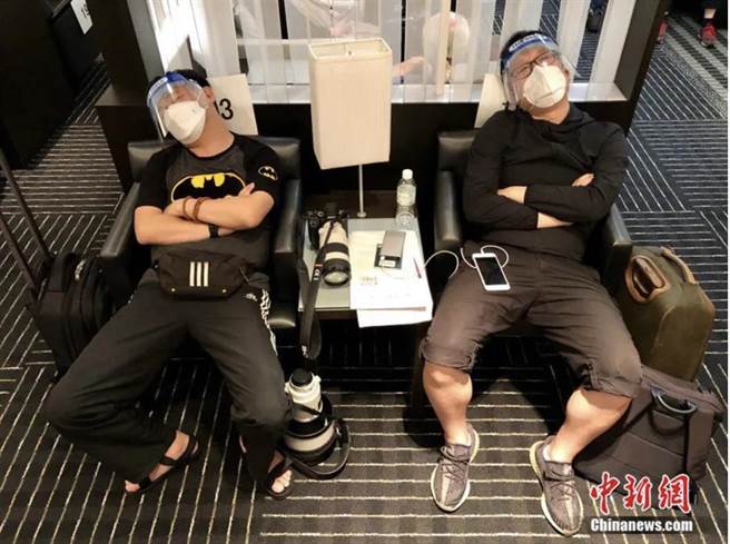 从北京到东京採访奥运，需歷经35小时。取自中新网