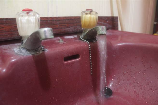 大园、芦竹部分地区30日将停水12小时，台水公司呼吁民眾提早储水。（萧灵玺摄）