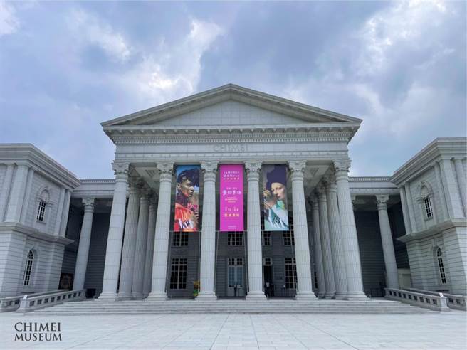 奇美博物馆27日起持续採「参观预约制」，同一时段容留人数由100人提升至500人。（摘自奇美博物馆脸书）