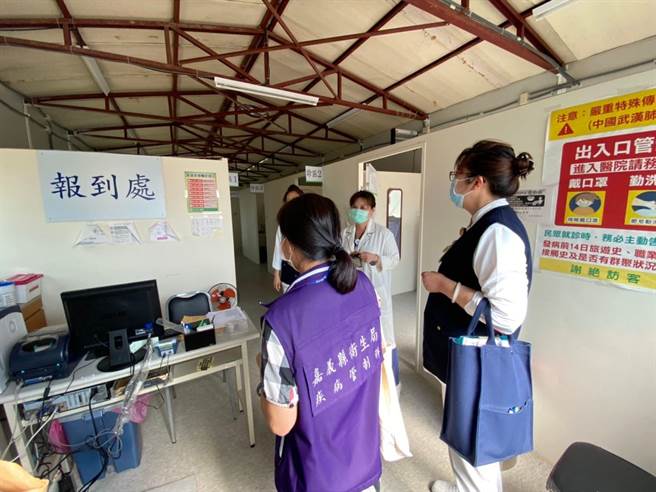 嘉義縣政府今24日宣布，將提供嘉縣藝文團體、幼兒園、課照中心、補習班人員免費快篩，在山海區大林慈濟醫院、長庚醫院開放特定時段篩檢服務。（嘉義縣政府提供∕呂妍庭嘉義傳真）