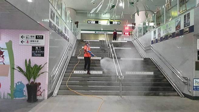 台铁员林站大清消。（彰化县政府提供／吴敏菁彰化传真）