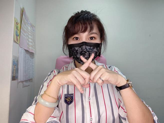 高市府23日晚間公布漏電的鑑定結果，高市議員李雅靜質疑，市府根本是想將責任甩鍋給包商。（李雅靜提供／洪浩軒高雄傳真）