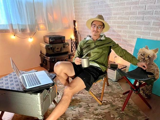 王少伟拍影片纪录被疫情影响下的演艺圈。（建印娱乐提供）