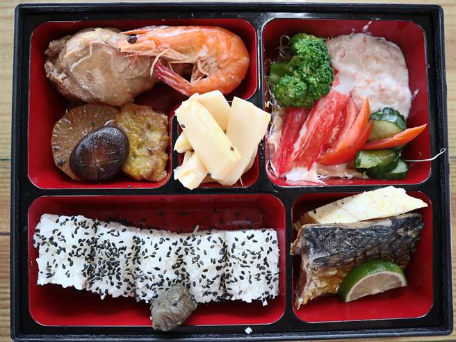 3人以推行「慢食、慢活的农村旅游」为宗旨，邀民眾吃在地、食当季、游当地。（张毓翎摄）