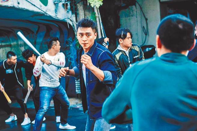 郑人硕主演《角头-浪流连》票房卖座。（资料照片）