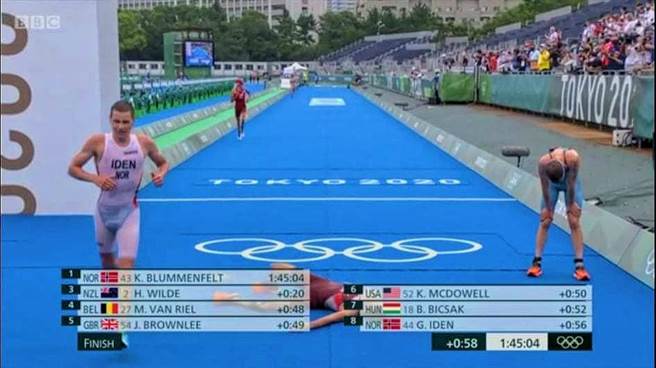 今天比赛伊登碍于规定未戴神戴帽上场，最终以成绩1小时46分夺下第8名。(翻摄／吴建辉彰化传真)