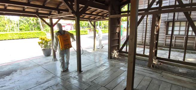 7月27日降级解封，宜兰县仍有部分景区不开放，其他景区採降载开放，县府工商旅游处已完成景区环境消毒作业。（宜兰县政府提供／李忠一宜兰传真）