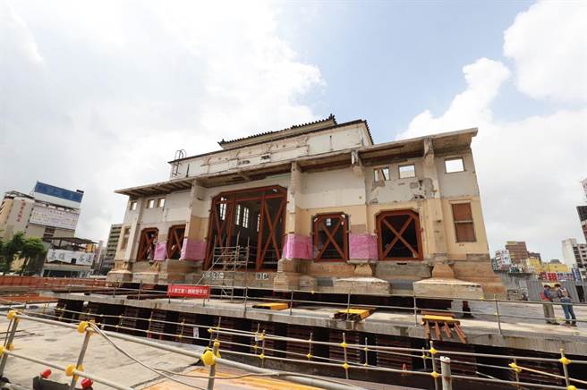 交通部铁道局今(26)日启动高雄帝冠车站復位工程(交通部提供／简立欣台北传真)