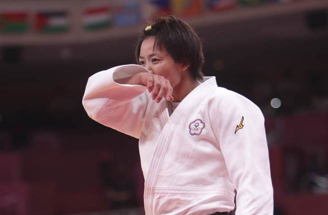 連珍羚意外被淘汰，淚灑東京武道館。（圖／本報系資料照片季志翔攝）