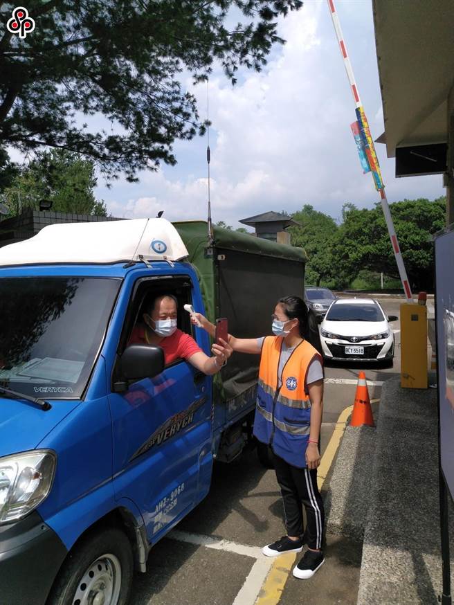 暨南大學安排僑外生在校內工讀。（暨大提供／林志成台北傳真）