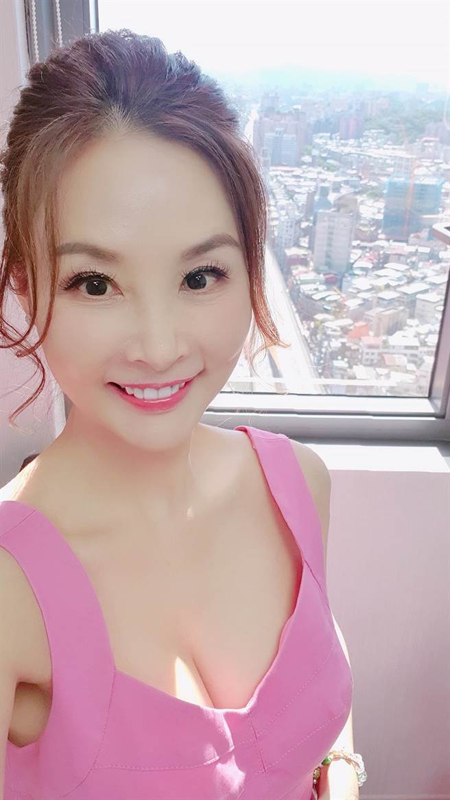 许圣梅分享长照经验。（高点综合台提供）