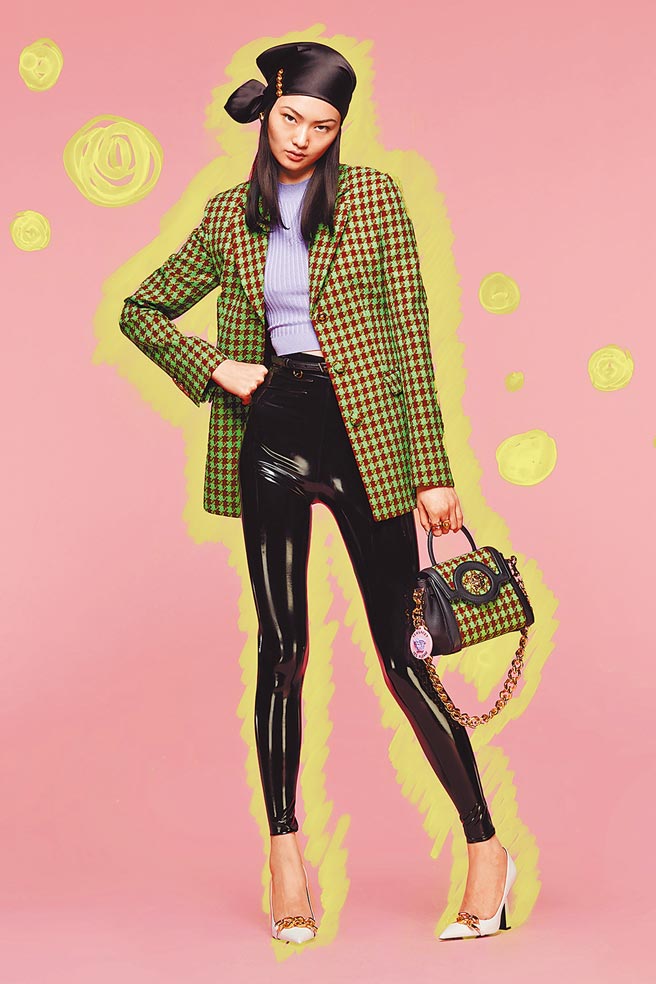 Versace 2022年早春度假系列体现乐观精神。（Versace提供）