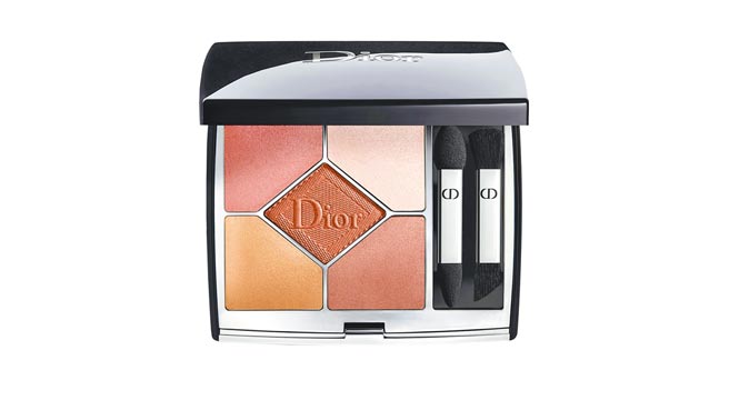 迪奥经典五色眼影#022 度假限量版10g，2550元。（迪奥提供）