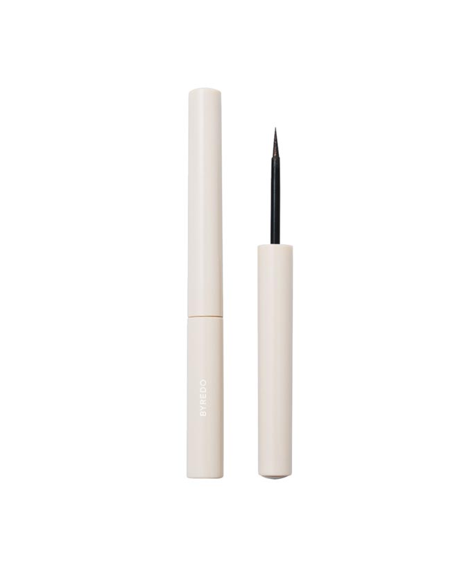 BYREDO棕褐眼线液笔1.7ml，1350元。（BYREDO提供）