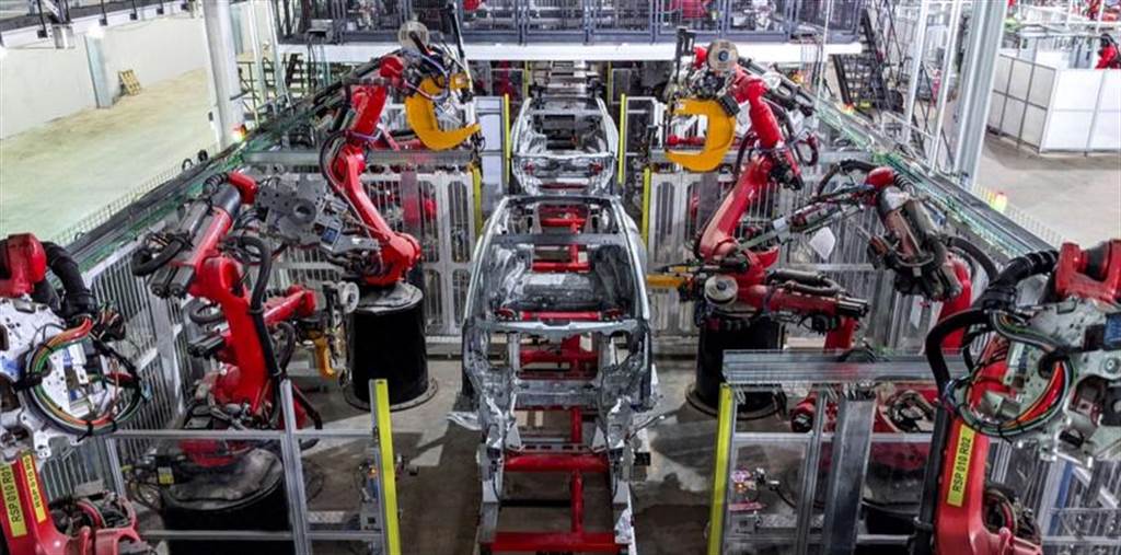 特斯拉更新德州、柏林工廠進度：今年有望生產 Model Y 且會搭載 4680 電池