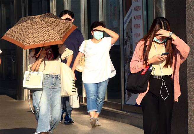 今日北部、東半部及金門高溫可到37度。（本報資料照片）