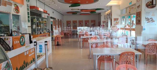 玉井农会热情小子冰馆27日也重新开放内用。（玉井农会提供／刘秀芬台南传真）