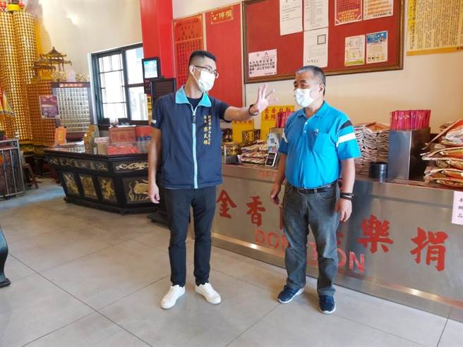 金山区长廖武辉呼吁宗教场所及宗教集会活动请遵守防疫规范。（金山区公所提供）