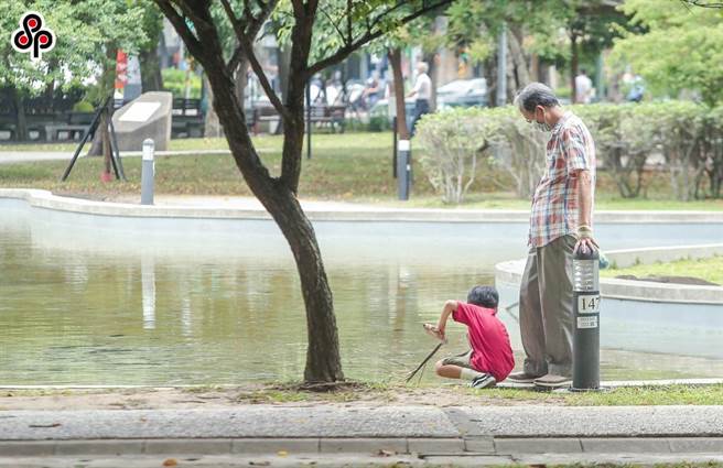 今天起至8月9日為止仍可請「防疫照顧假」。（報系資料）