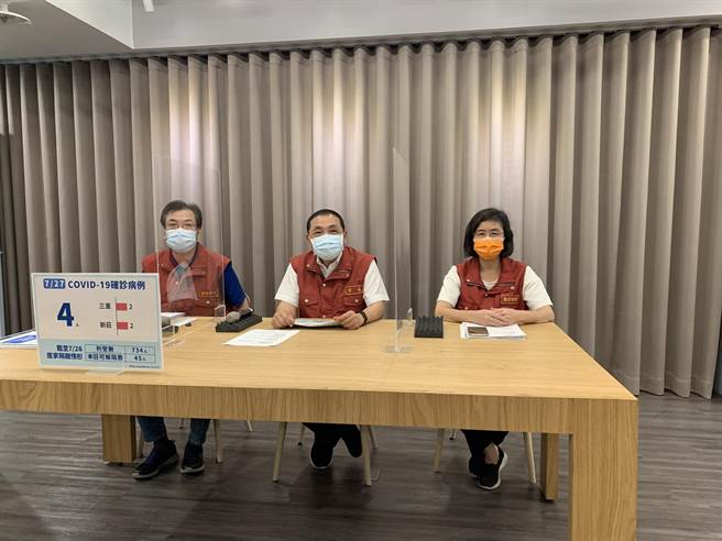 疫情降級第一天　侯友宜：新北車流增加５％。（葉德正攝）