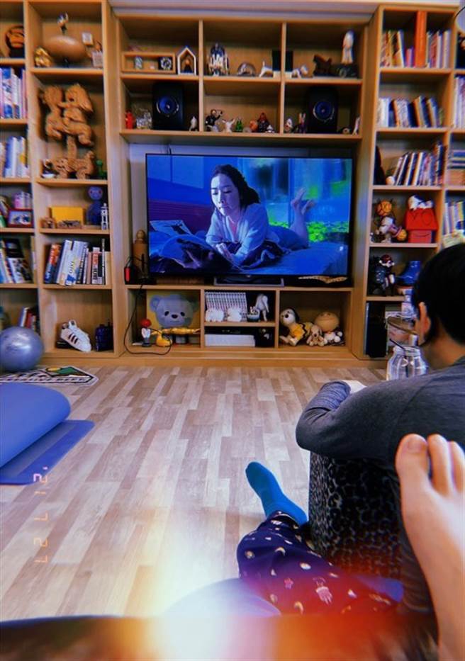 孟耿如晒与黄子佼的合照。（图／FB@孟耿如）