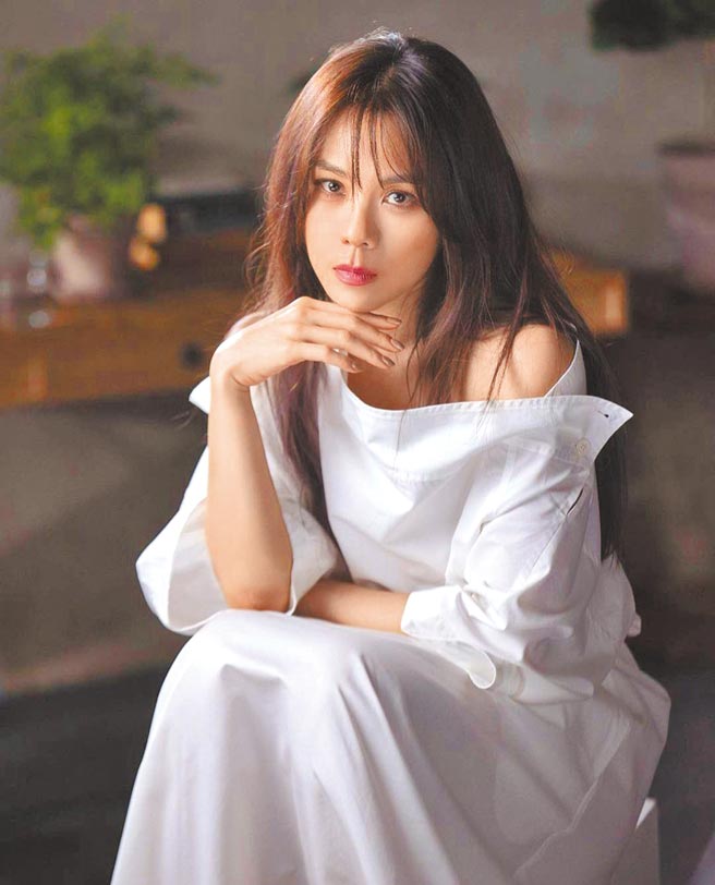 蔡健雅近来推出新专辑。（环球音乐提供）