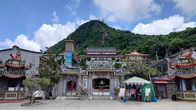 台南市白河区关子岭火山碧云寺供餐、住宿维持不开放。（陈一平提供／张毓翎台南传真）