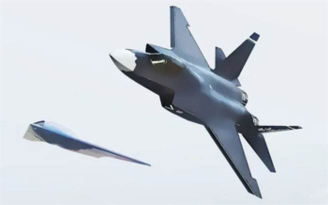 FC-31「鹘鹰」战机再度现身航空工业的《逐梦蓝天》宣传海报中。（航空工业）